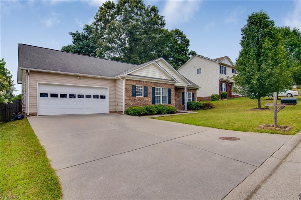 116 Water Mill Road Kernersville, NC 27284 - Photo 2 of 28