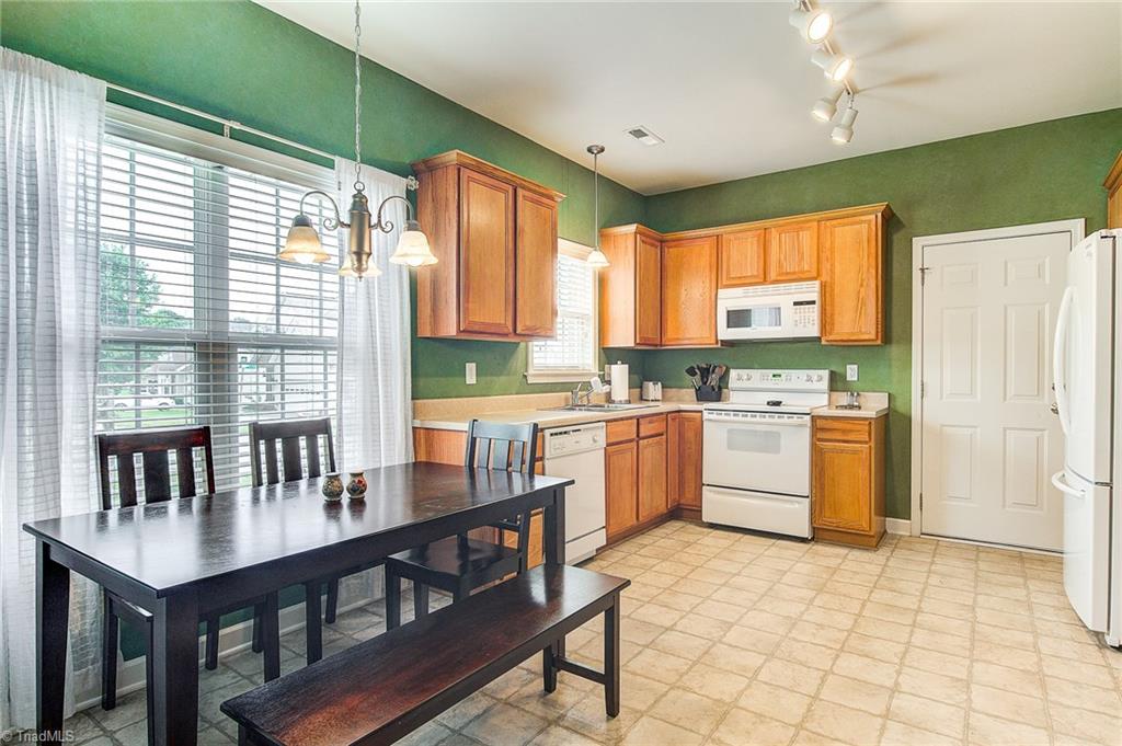 116 Water Mill Road Kernersville, NC 27284 - Photo 4 of 28