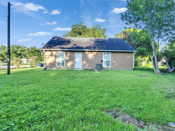 $195,000 | 326 South Bell Drive, Texas City, TX 77591