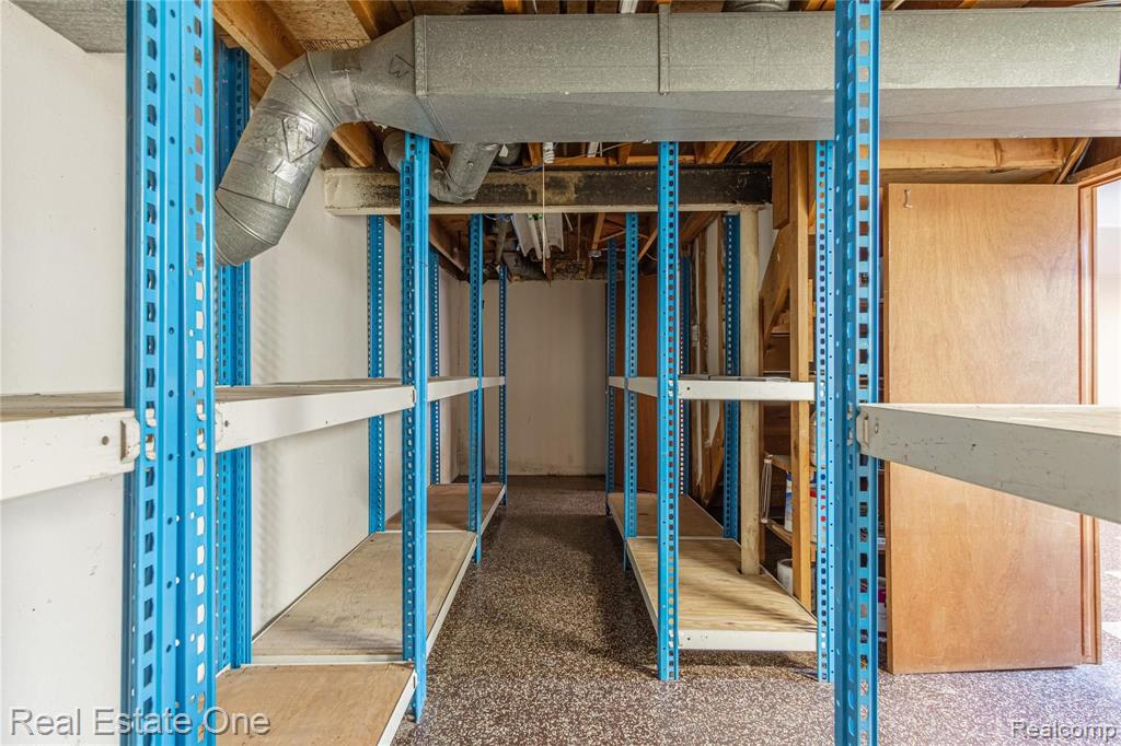 32601 West 13 Mile Road Farmington Hills, MI 48334 - Photo 38 of 53