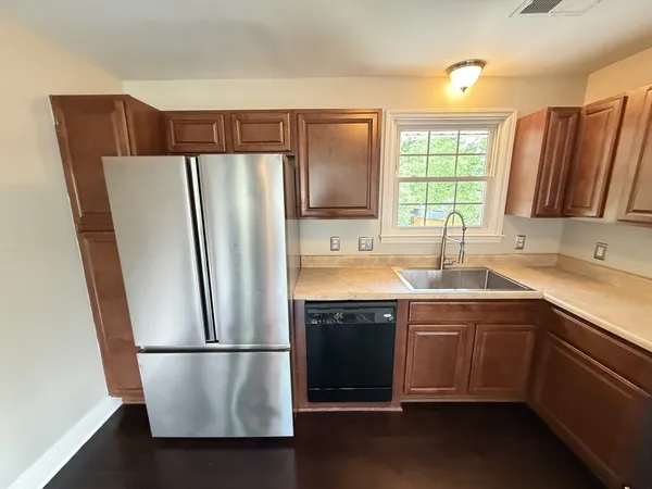 $1,895 | 109 Woodridge Drive, Hendersonville, TN 37075