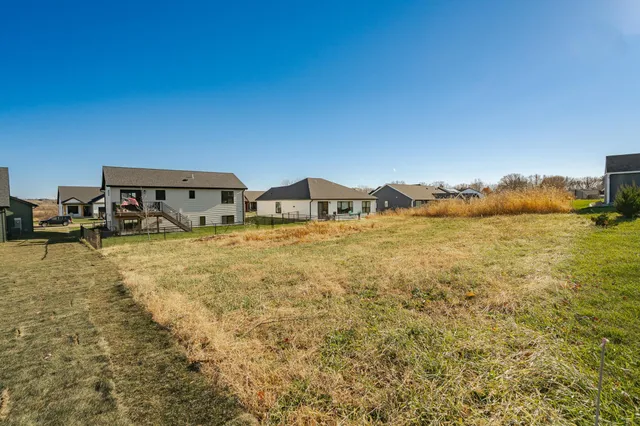 $529,000 | 179 Stonelake Drive Southeast, Rochester, MN 55904