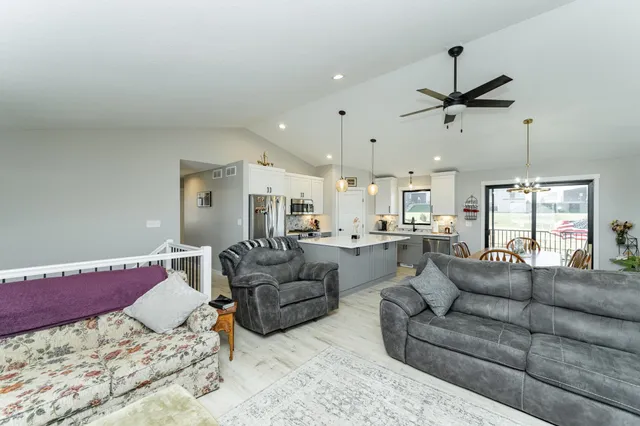 $529,000 | 179 Stonelake Drive Southeast, Rochester, MN 55904