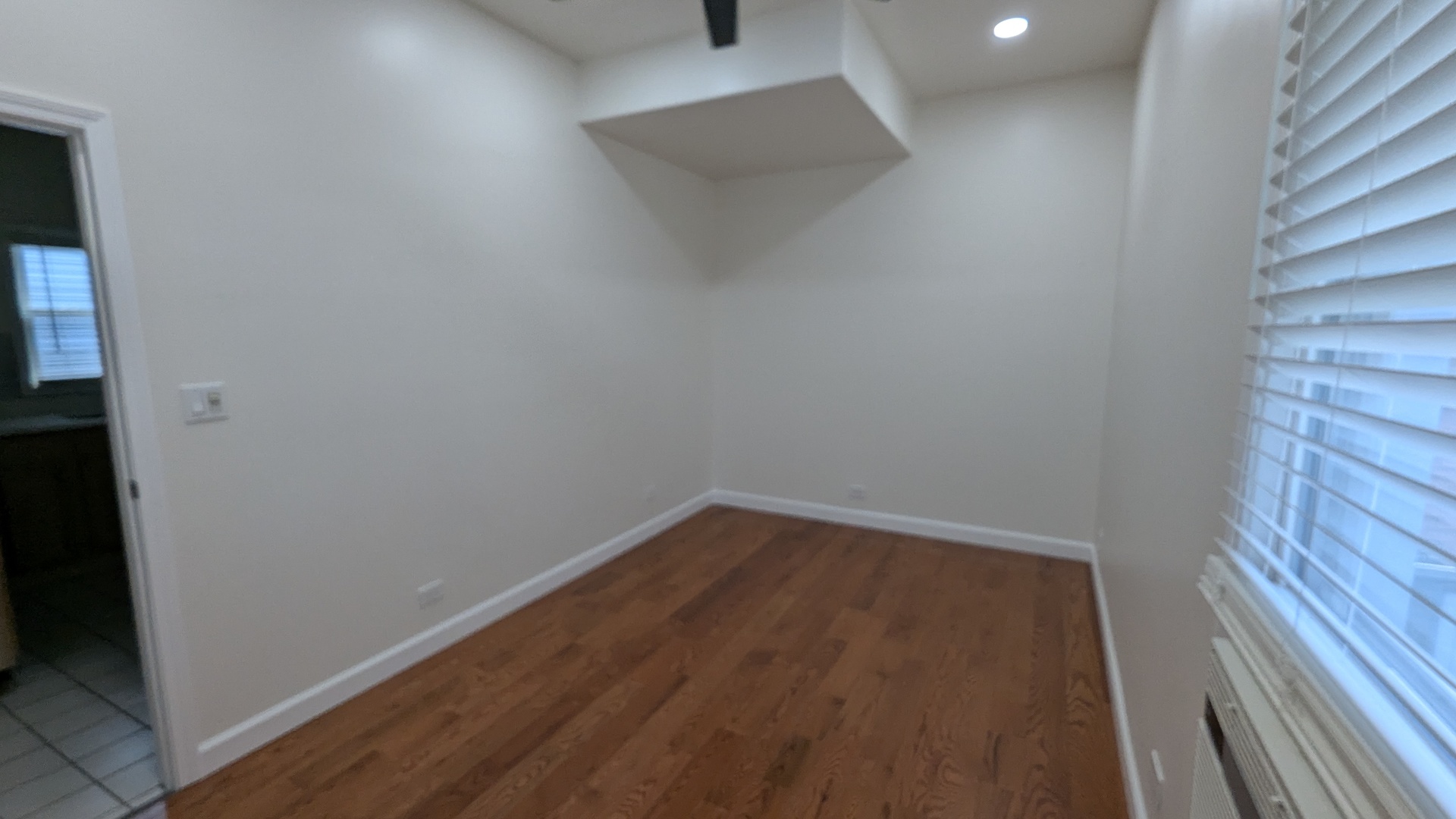 2834 West Fletcher Street, Unit 2R Chicago, IL 60618 - Photo 5 of 12
