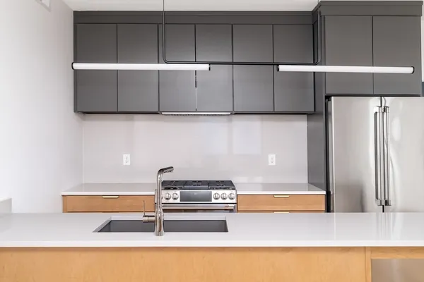 $750,000 | 182 Tremont Street, Unit 5, Somerville, MA 02143