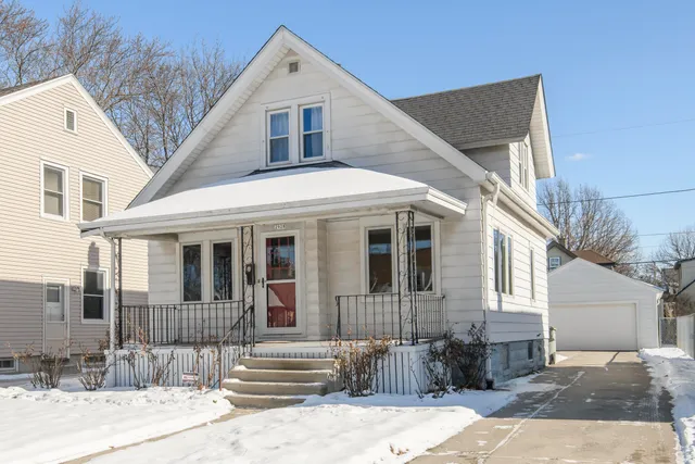 $250,000 | 2928 North 75th Street, Milwaukee, WI 53210
