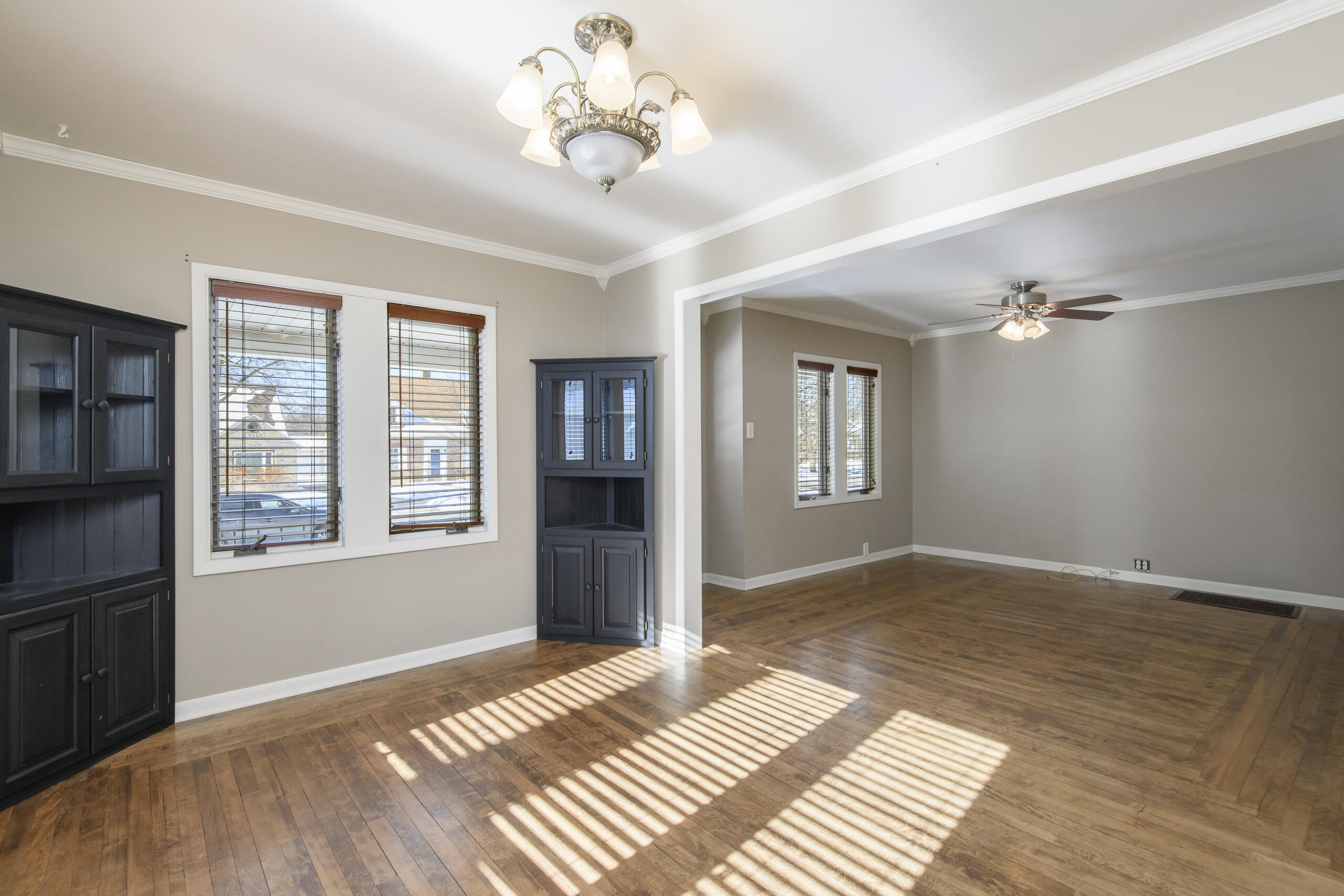 2928 North 75th Street Milwaukee, WI 53210 - Photo 11 of 41 2928 N 75th-11