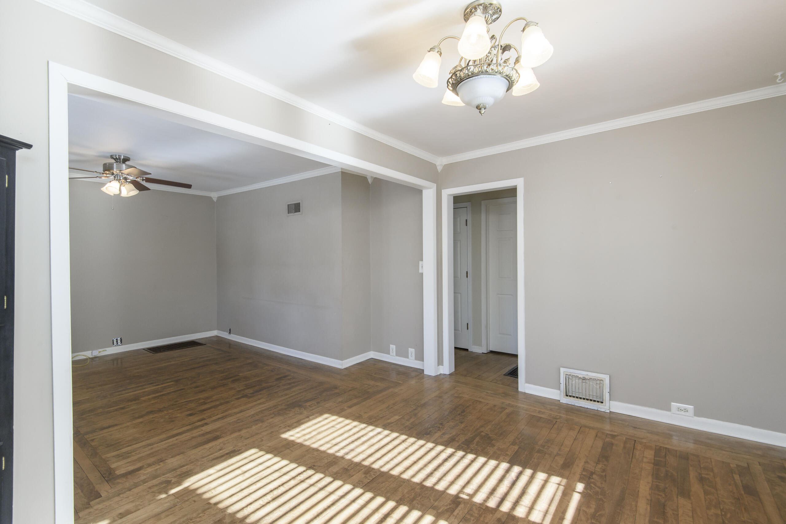 2928 North 75th Street Milwaukee, WI 53210 - Photo 12 of 41 2928 N 75th-12