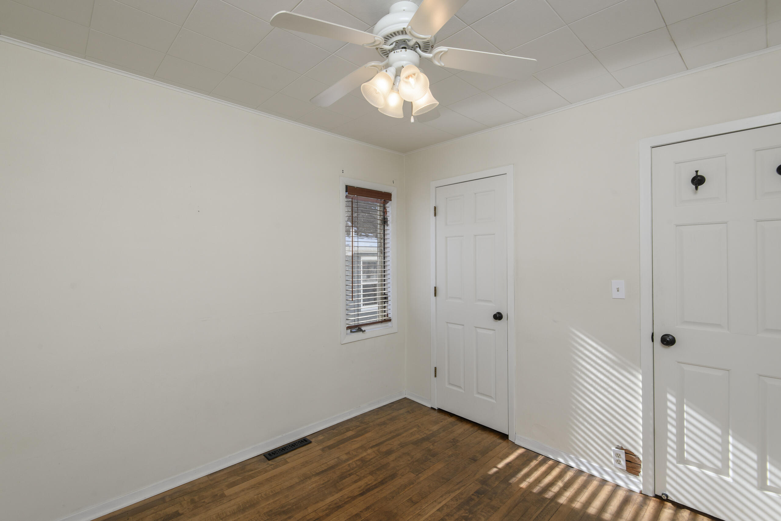 2928 North 75th Street Milwaukee, WI 53210 - Photo 15 of 41 2928 N 75th-15