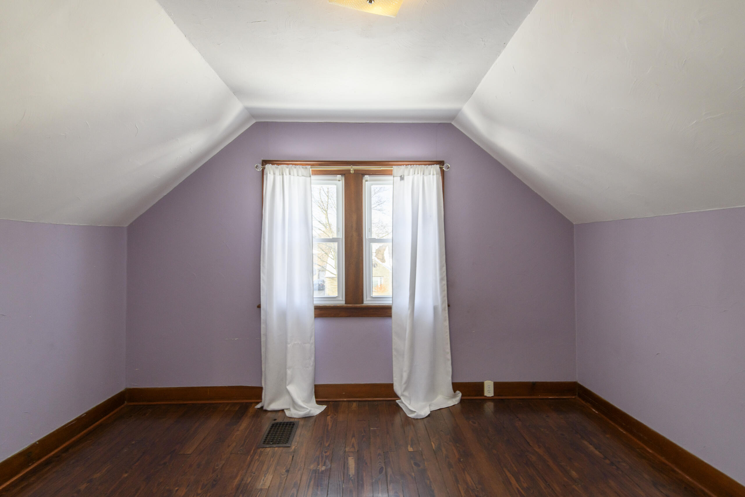 2928 North 75th Street Milwaukee, WI 53210 - Photo 26 of 41 2928 N 75th-26