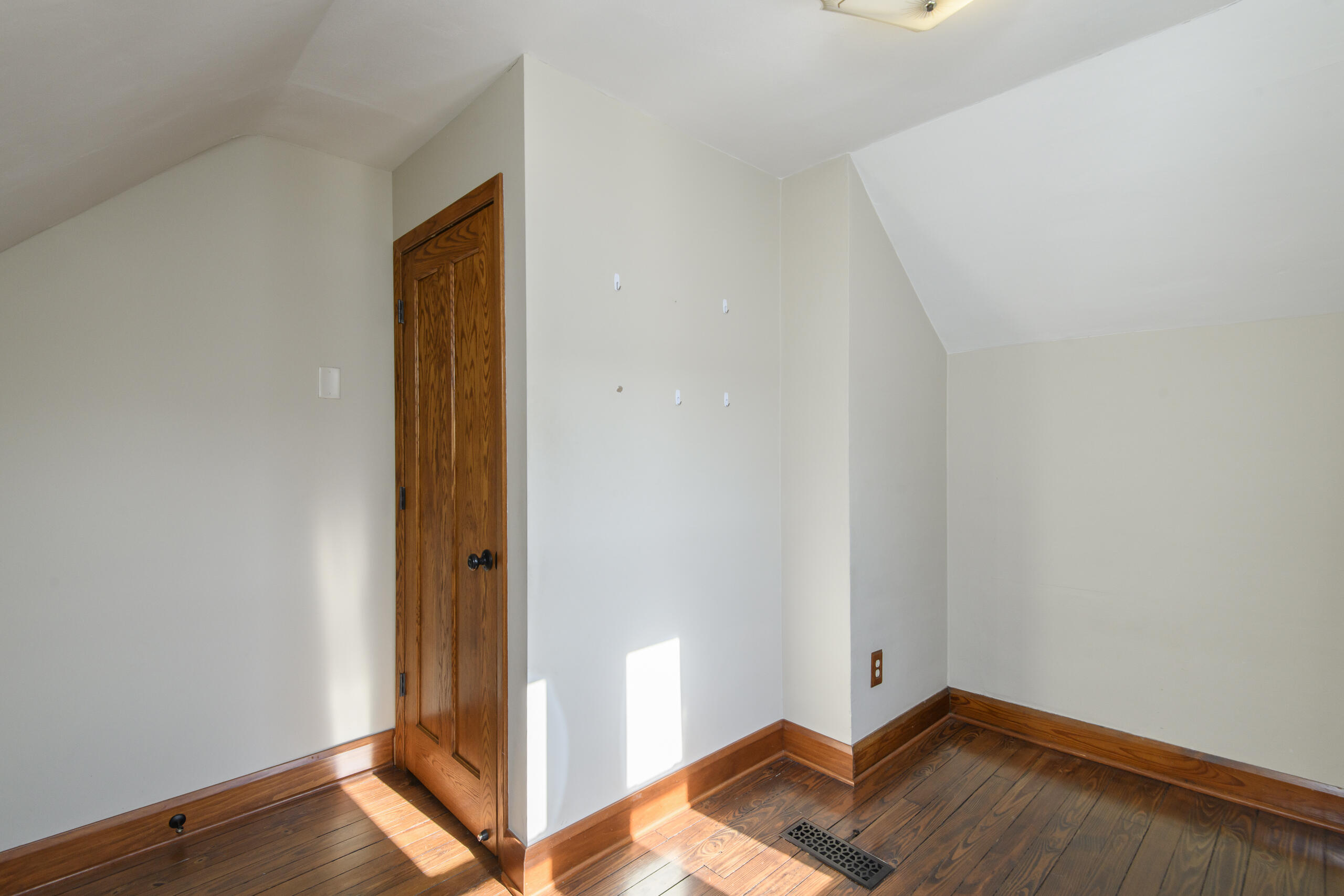 2928 North 75th Street Milwaukee, WI 53210 - Photo 36 of 41 2928 N 75th-36