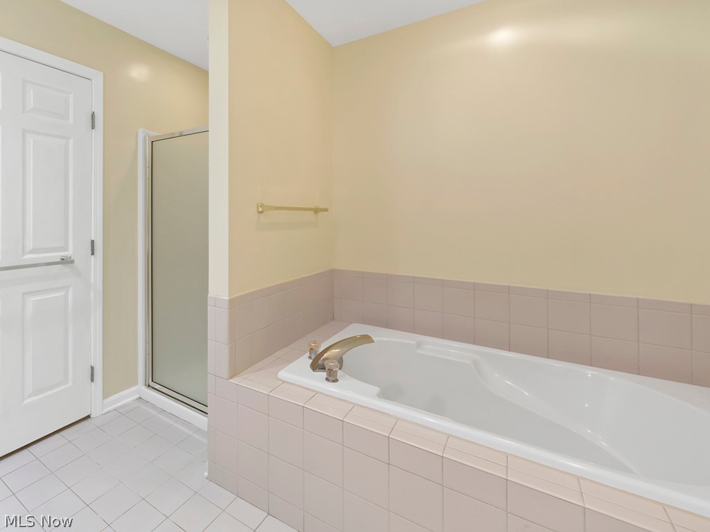 1707 Richmond Road Lyndhurst, OH 44124 - Photo 16 of 24