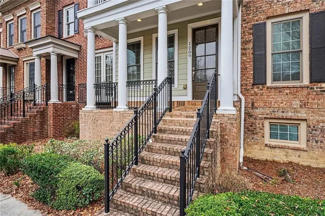 $375,000 | 1209 Discover Green Lane, Unit 20, Mableton, GA 30126