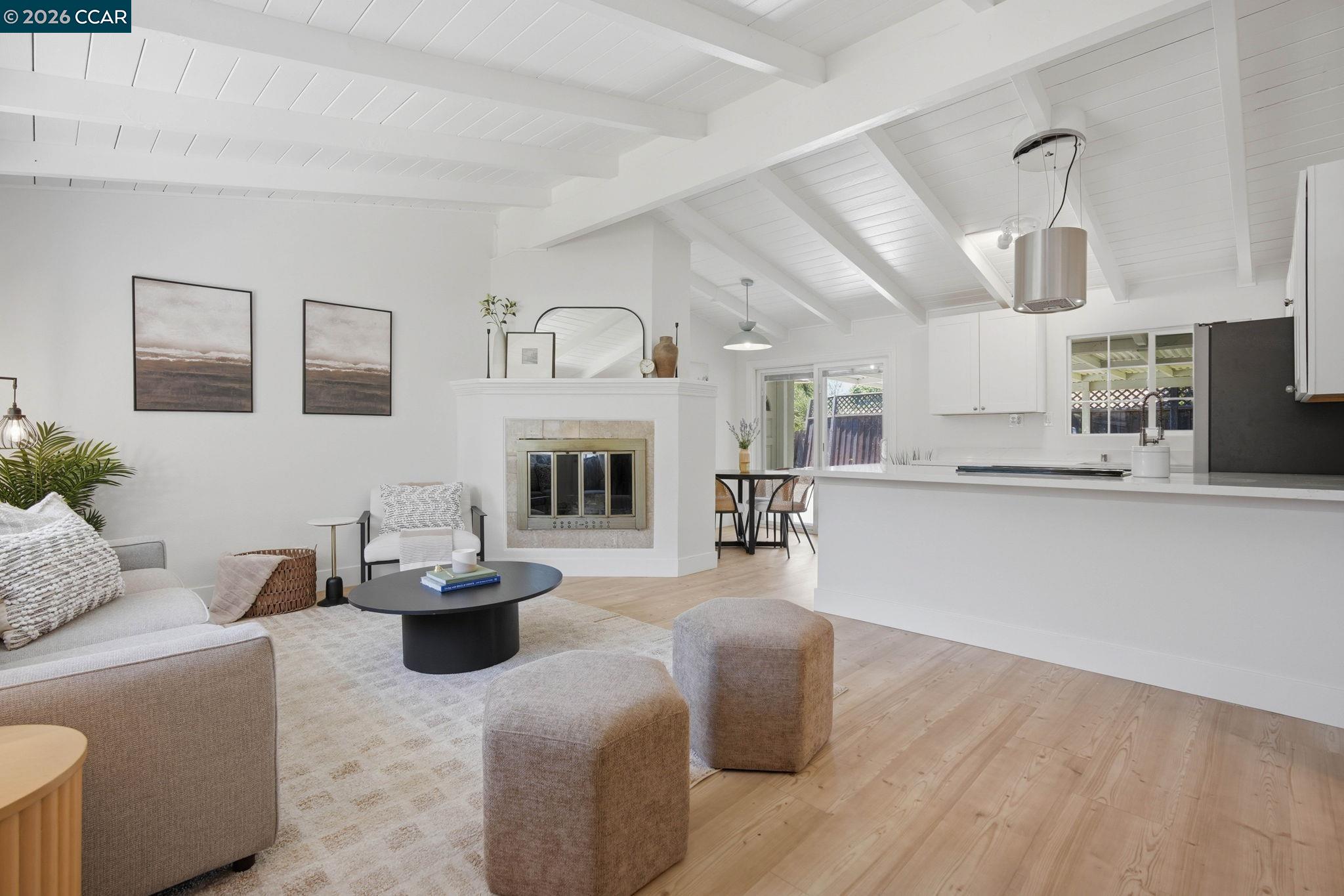 3025 Justin Way Concord, CA 94520 - Photo 4 of 46