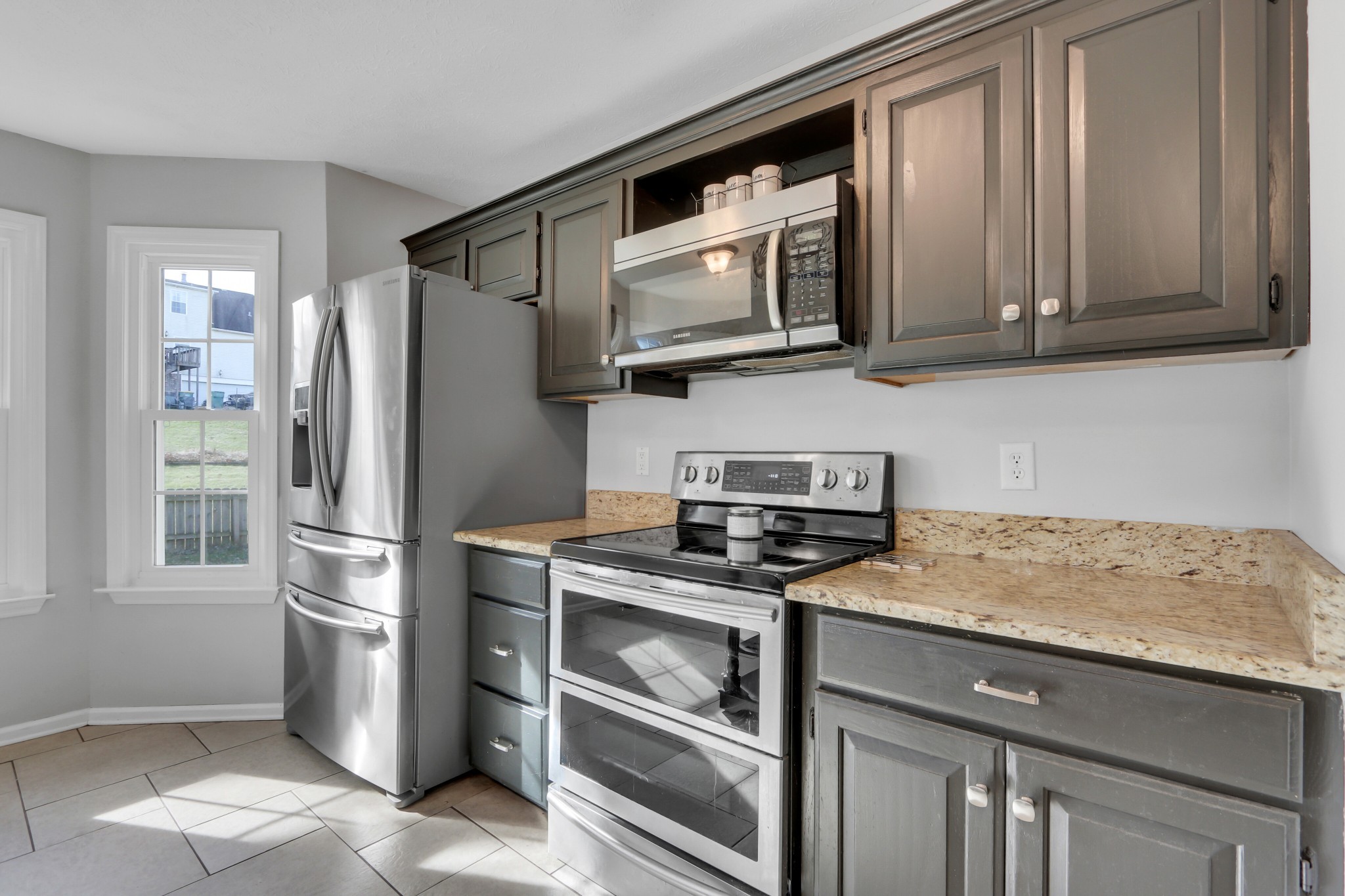 3737 Jay Lane Spring Hill, TN 37174 - Photo 15 of 44 Gallery Image 15