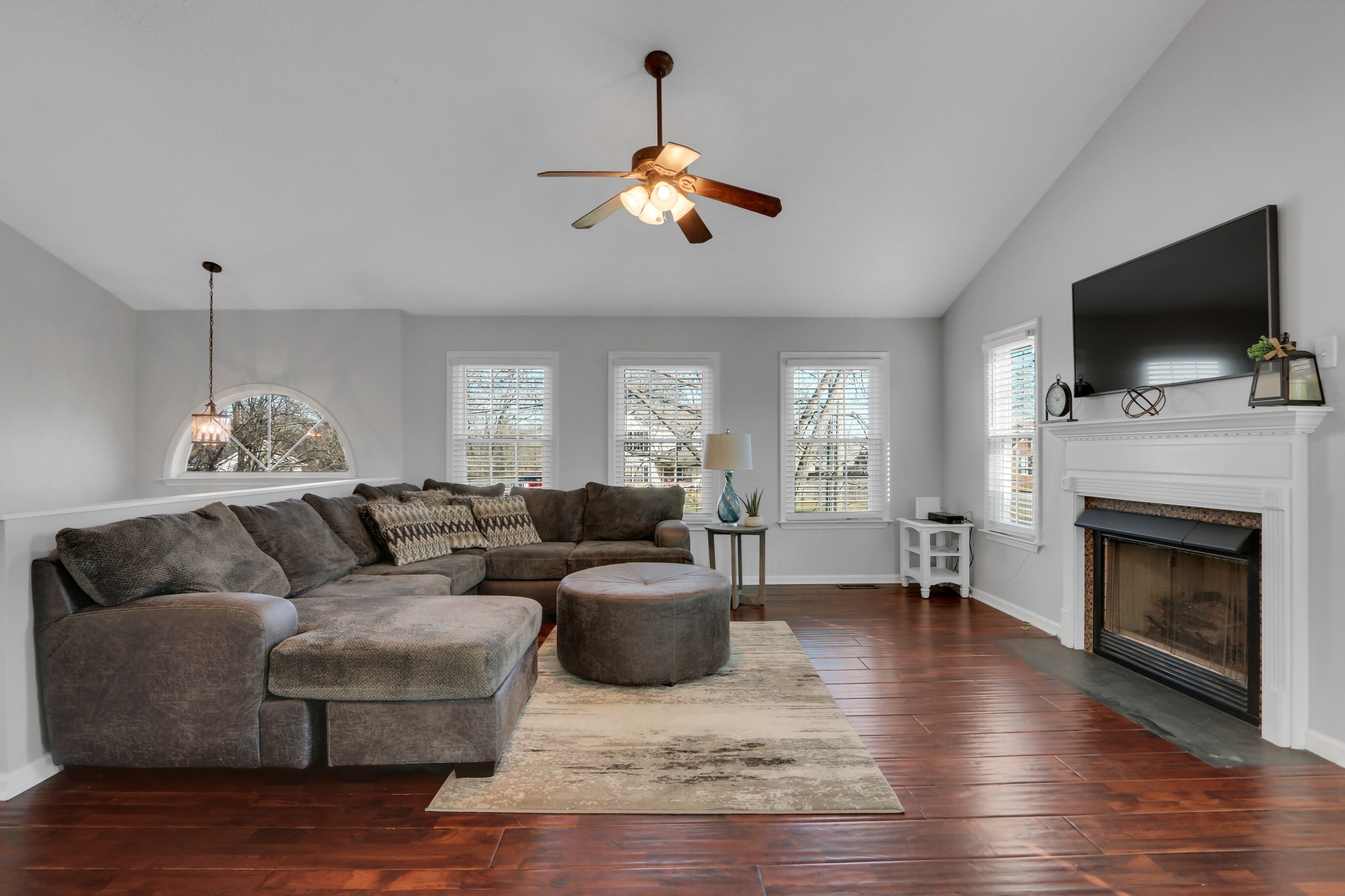 3737 Jay Lane Spring Hill, TN 37174 - Photo 6 of 44 Gallery Image 6