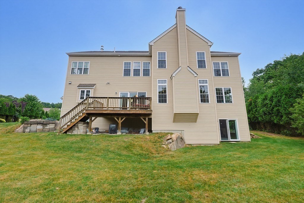35 Howarth Drive Upton, MA 01568 - Photo 38 of 42