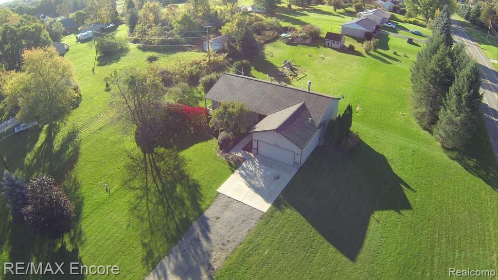 124 East Rattalee Lake Road Holly, MI 48442 - Photo 32 of 35 GOPR7886.jpg