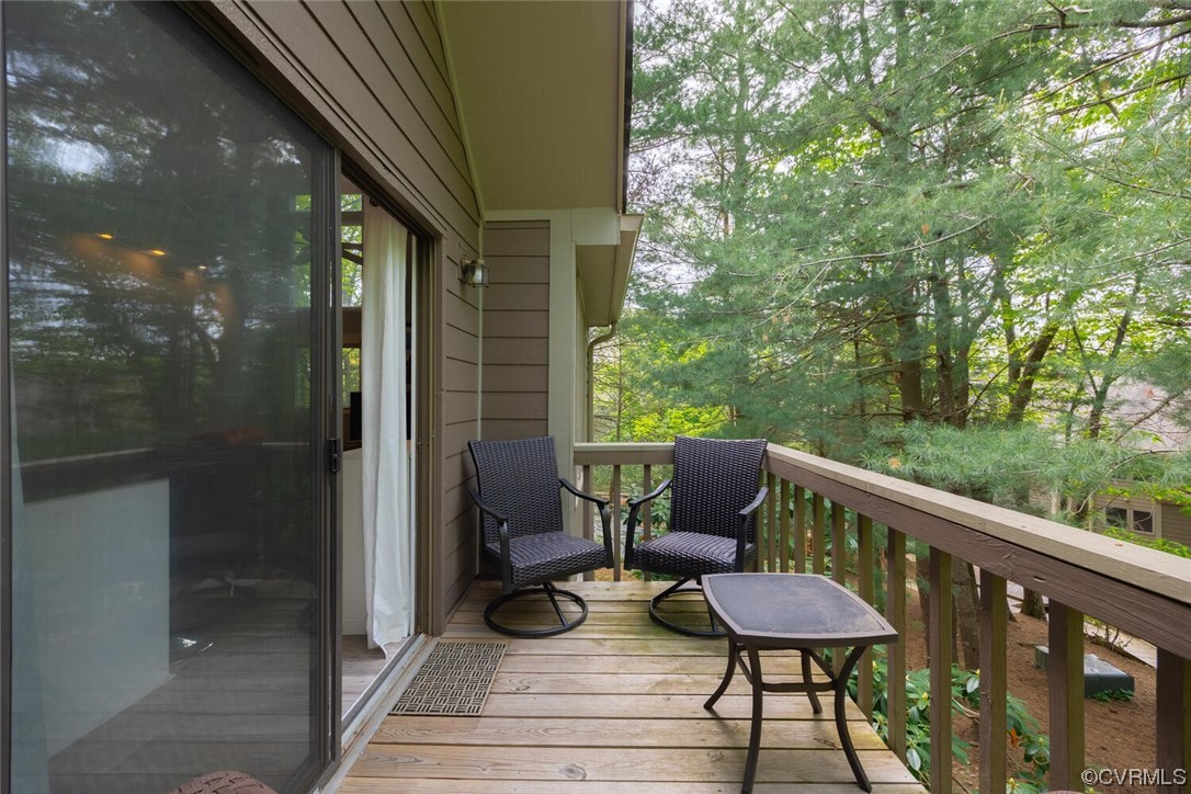 485 Three Ridges Roseland, VA 22967 - Photo 24 of 48 a view of a balcony with furniture
