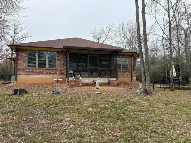 $249,900 | 265 Fox Lane, Onalaska, TX 77360