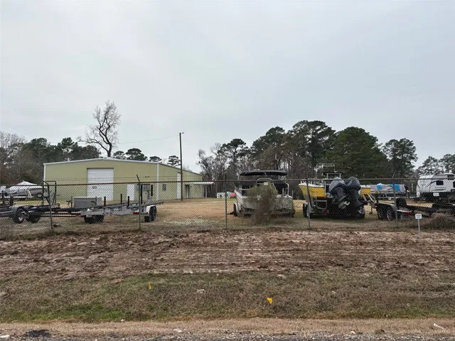 $249,900 | 265 Fox Lane, Onalaska, TX 77360