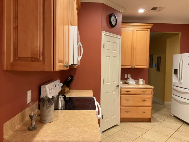 $249,900 | 265 Fox Lane, Onalaska, TX 77360