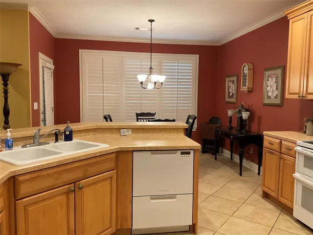 $249,900 | 265 Fox Lane, Onalaska, TX 77360