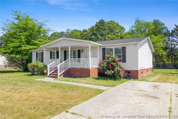 $184,900 | 1701 O'Bannon Drive, Raeford, NC 28376