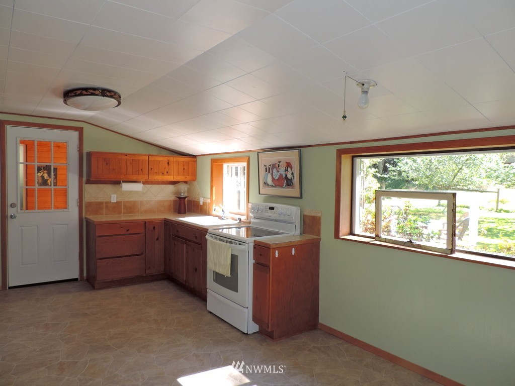 132 Jeffries Road Chehalis, WA 98532 - Photo 3 of 24