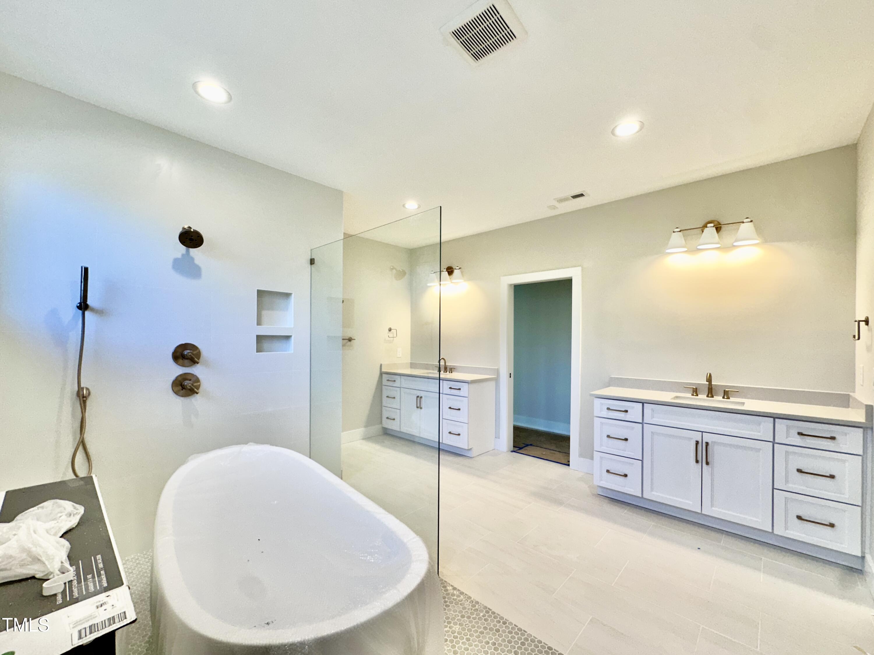 4504 Latimer Road Raleigh, NC 27609 - Photo 38 of 44 fullsizeoutput_4b0c