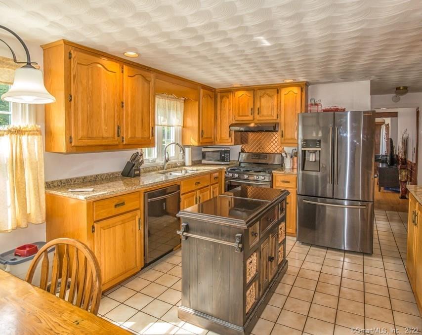 2 Addison Road Wilbraham, MA 01095 - Photo 1 of 1 Gallery Image 1