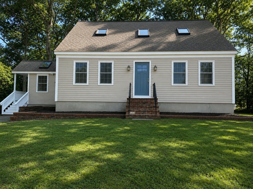 664 Norman Street Fall River, MA 02721 - Photo 1 of 29 Gallery Image 1