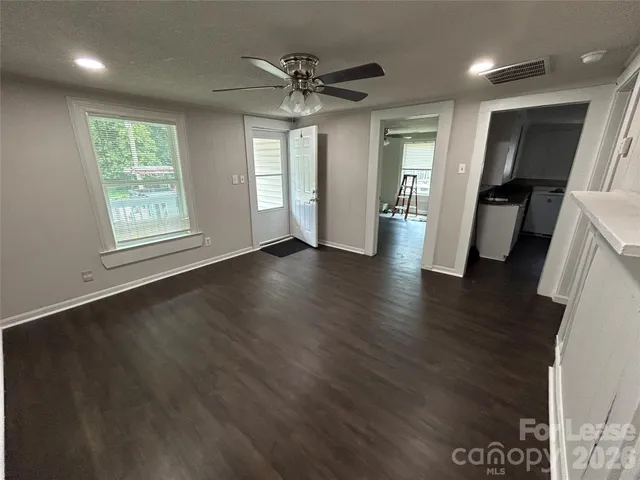 $1,255 | 1612 North McFarland Street, Gastonia, NC 28052
