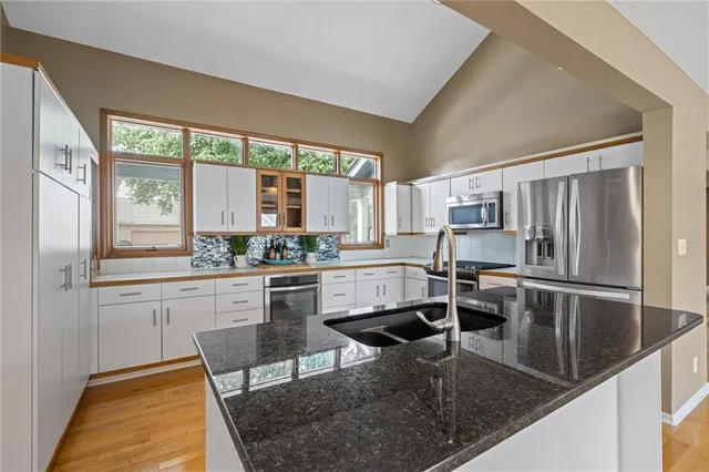 $355,000 | 3009 South Viking Court, Independence, MO 64057