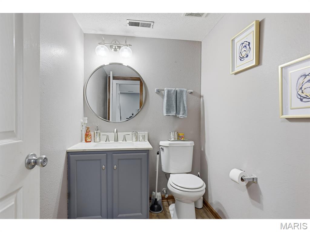 1925 Chevy Drive Belleville, IL 62221 - Photo 11 of 33