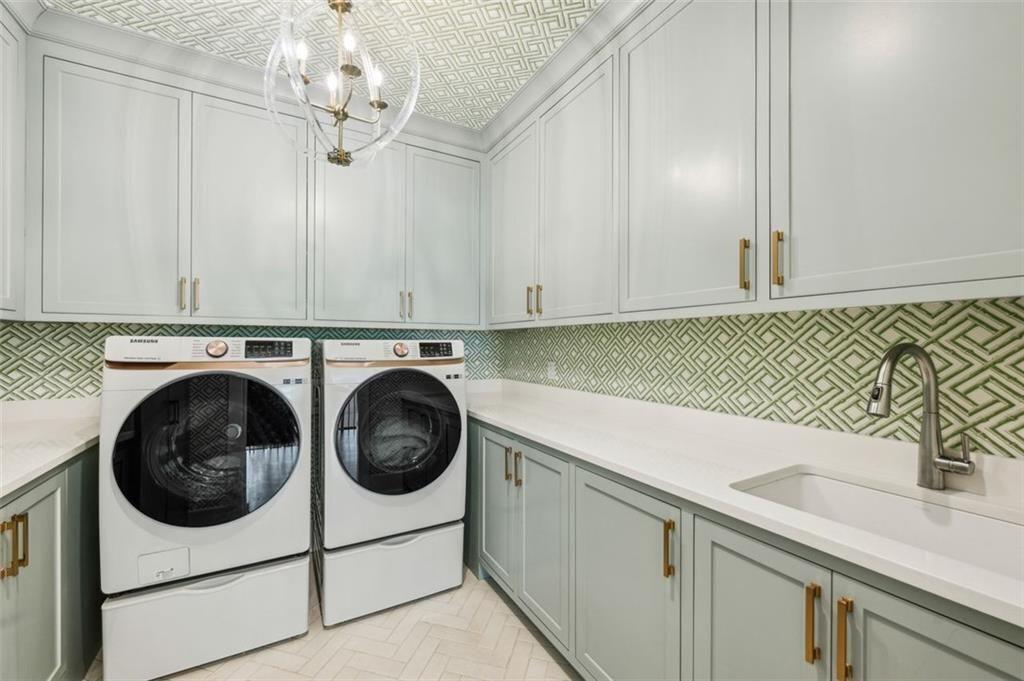 3379 Rennes Drive Northeast Brookhaven, GA 30319 - Photo 29 of 41