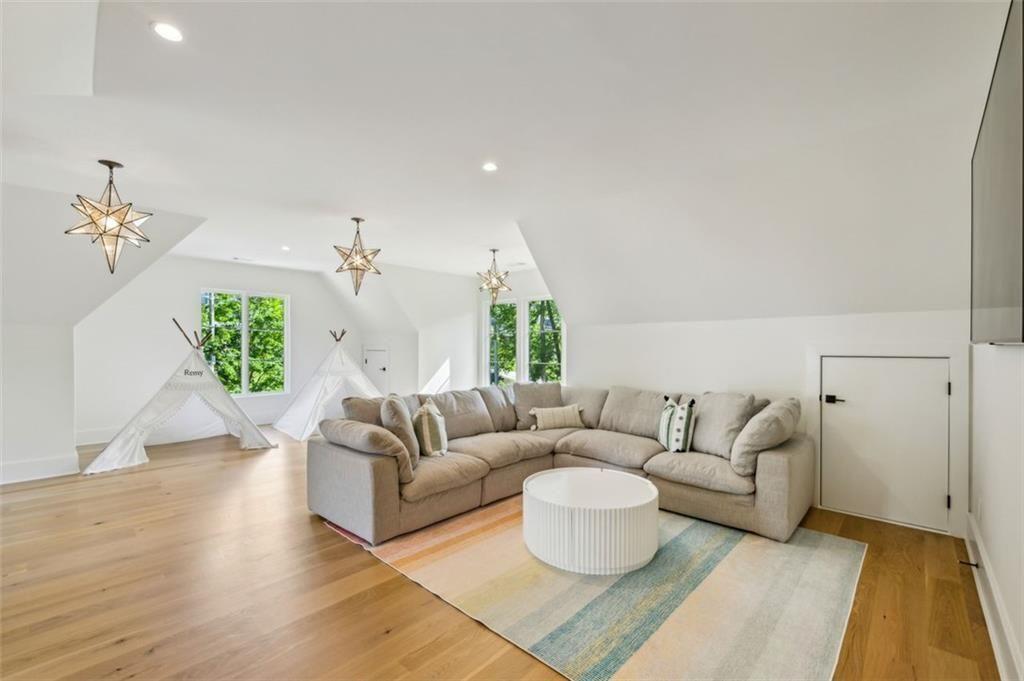 3379 Rennes Drive Northeast Brookhaven, GA 30319 - Photo 34 of 41