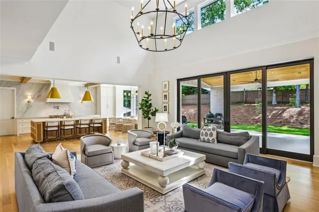 $4,195,000 | 3379 Rennes Drive Northeast, Brookhaven, GA 30319