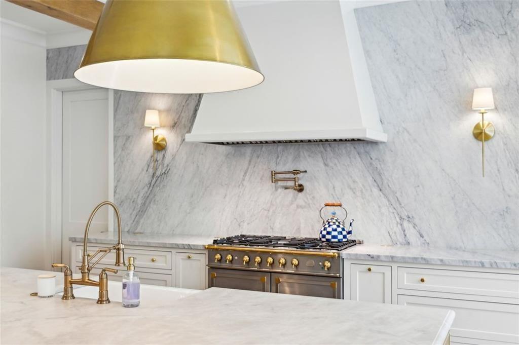 3379 Rennes Drive Northeast Brookhaven, GA 30319 - Photo 6 of 41