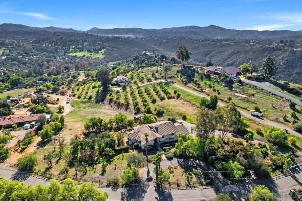 $899,000 | 13747-49 Little Pond Road, Valley Center, CA 92082