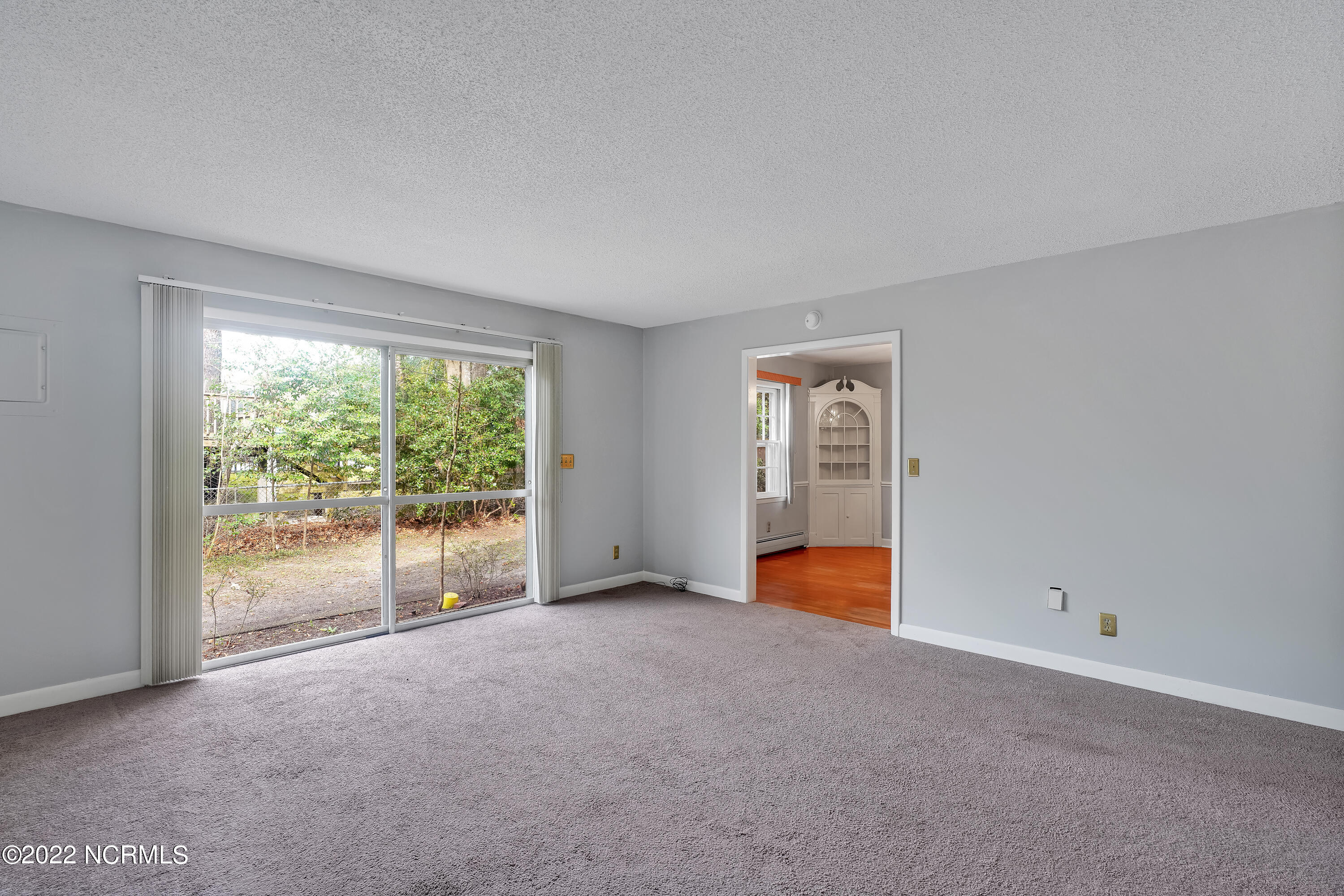 816 Cascade Road Wilmington, NC 28409 - Photo 8 of 32 816CascadeRoad-14