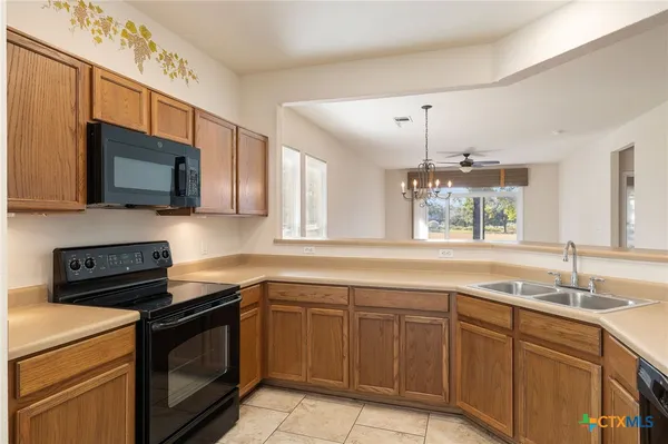 $1,895 | Undisclosed Address, Georgetown, TX 78633