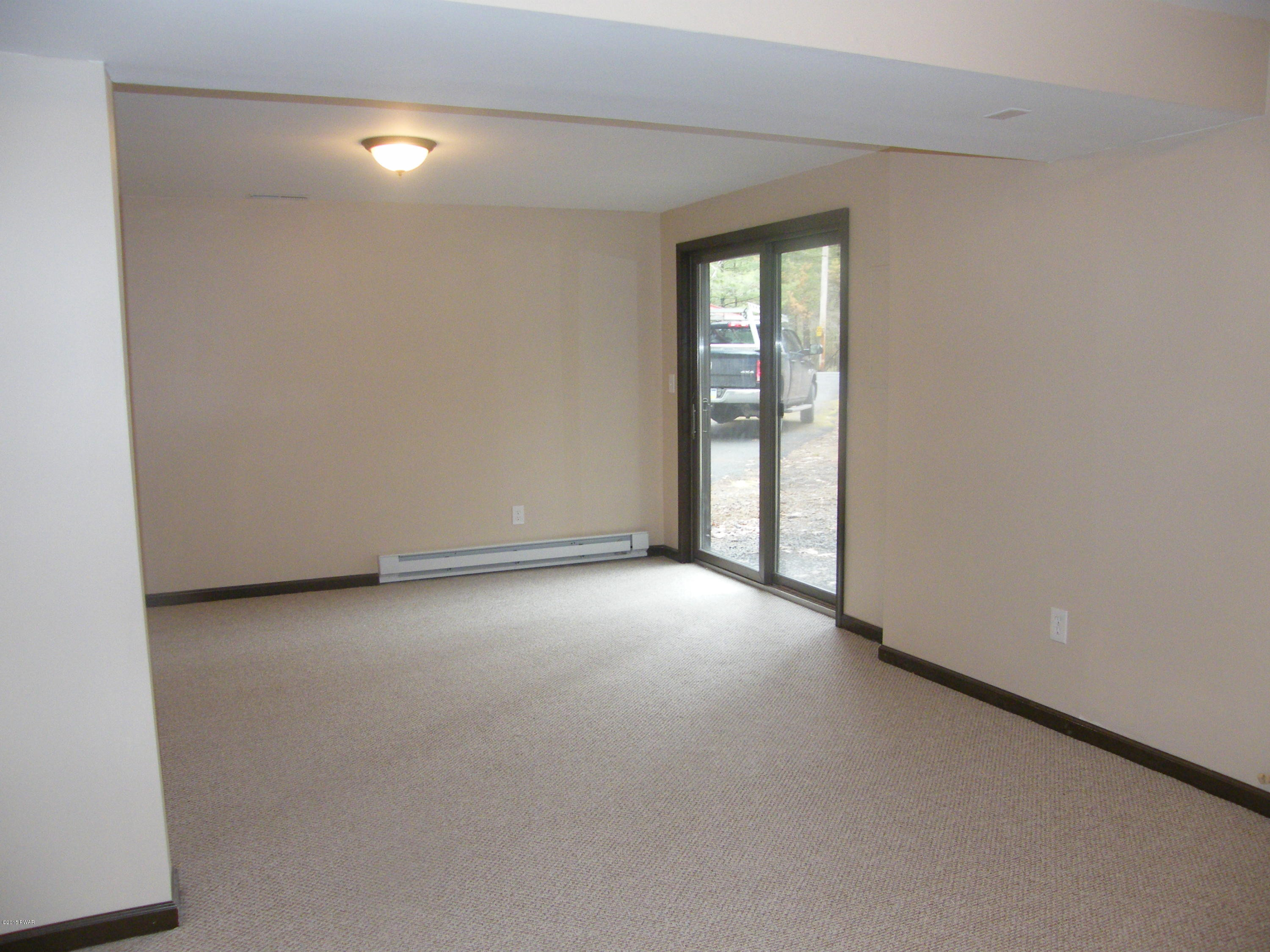 314 Rambling Way Milford, PA 18337 - Photo 19 of 21 Gallery Image 19