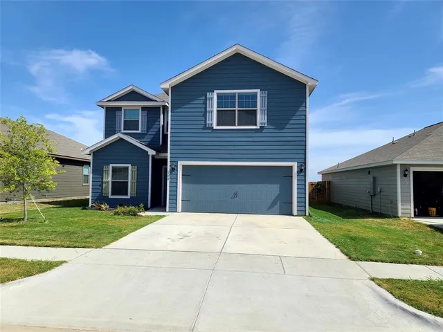 $2,495 | 104 Lady Bird Court, Venus, TX 76084