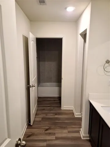 $2,495 | 104 Lady Bird Court, Venus, TX 76084