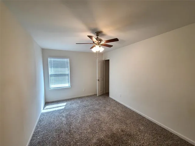 $2,495 | 104 Lady Bird Court, Venus, TX 76084