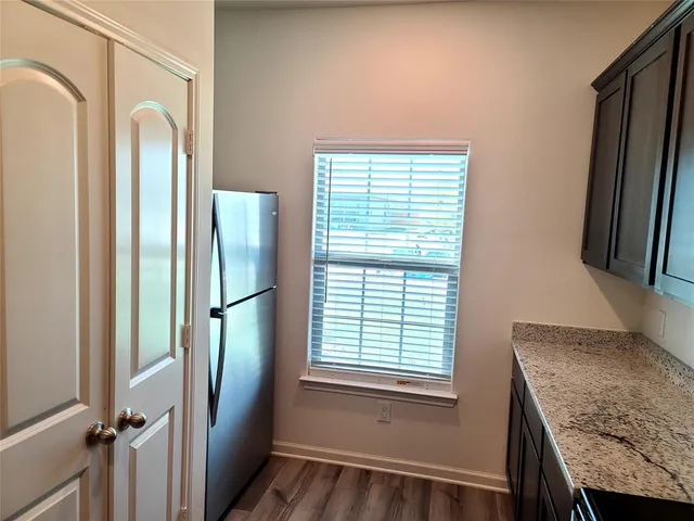 $2,495 | 104 Lady Bird Court, Venus, TX 76084