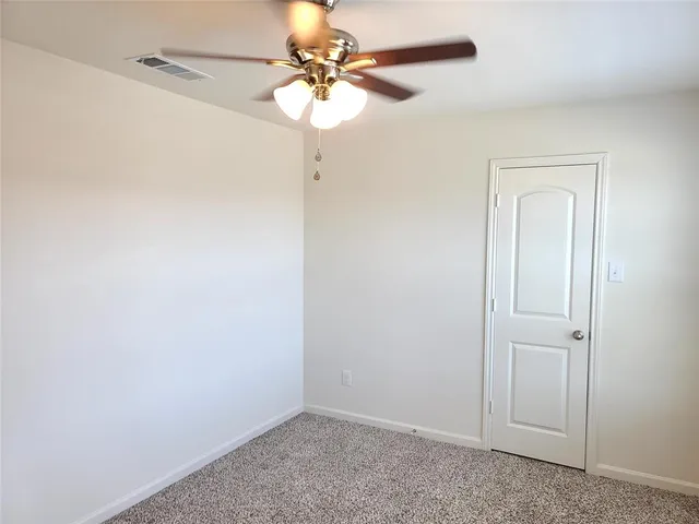 $2,495 | 104 Lady Bird Court, Venus, TX 76084