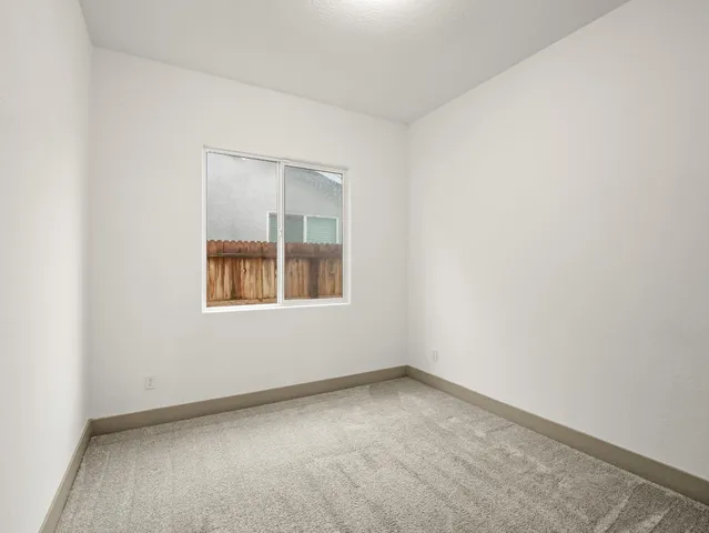 $525,000 | 336 East Tyler Court, Visalia, CA 93291