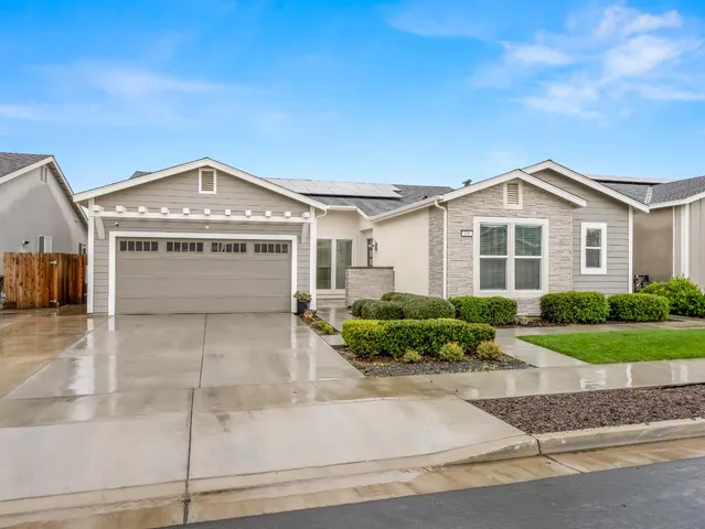 $525,000 | 336 East Tyler Court, Visalia, CA 93291